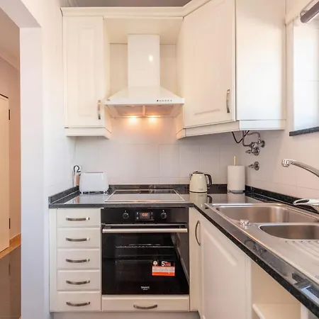 Apartment Guestready - Small Single Private Rooftop & Spa *
